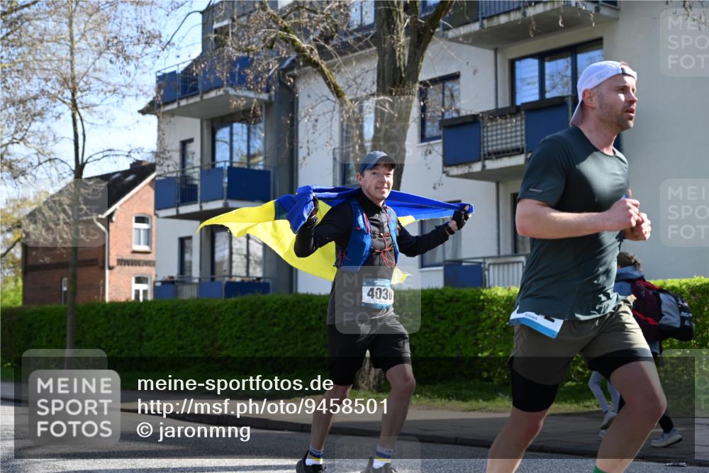 12.04.2026 - 45. Internationalen Wilhelmsburger Insellauf J. Mangold http://msf.ph/oto/9458501 12.04.2026 10:36:18 Ziel 4190, 4439, 4172, 4030, 5291, 2446, 2090, 5691, 3796, 2582, 3629, 3894, 4544, 4544, 3230, 4978 meine-sportfotos.de