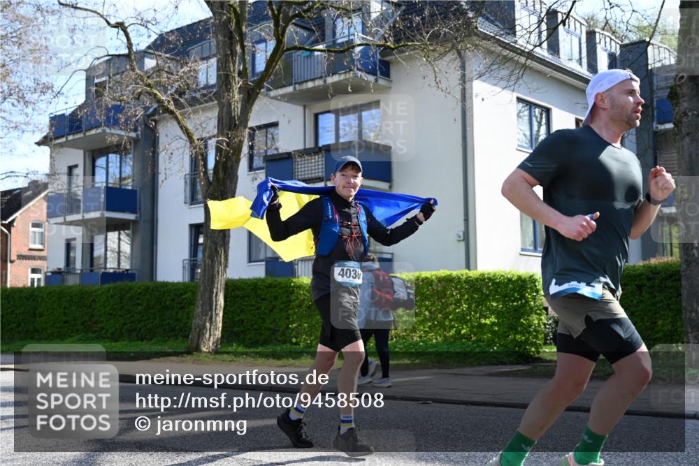 12.04.2026 - 45. Internationalen Wilhelmsburger Insellauf J. Mangold http://msf.ph/oto/9458508 12.04.2026 10:36:18 Ziel 4190, 4439, 4172, 4030, 5291, 2446, 2090, 5691, 3796, 2582, 3629, 3894, 4544, 4544, 3230, 4978 meine-sportfotos.de