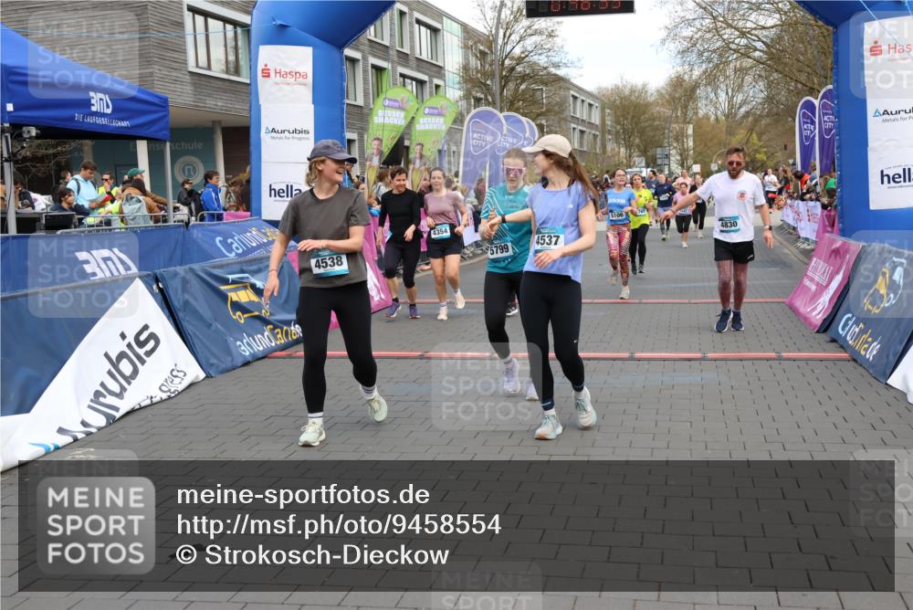12.04.2026 - 45. Internationalen Wilhelmsburger Insellauf Strokosch-Dieckow http://msf.ph/oto/9458554 12.04.2026 13:01:34 Laufen  meine-sportfotos.de