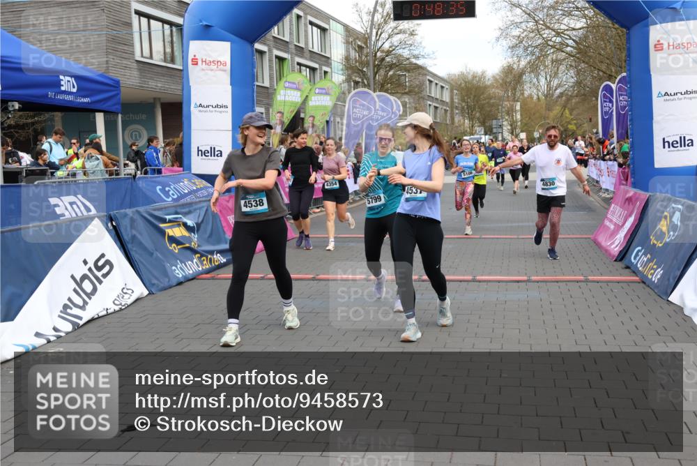 12.04.2026 - 45. Internationalen Wilhelmsburger Insellauf Strokosch-Dieckow http://msf.ph/oto/9458573 12.04.2026 13:01:34 Laufen  meine-sportfotos.de