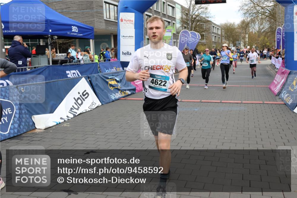 12.04.2026 - 45. Internationalen Wilhelmsburger Insellauf Strokosch-Dieckow http://msf.ph/oto/9458592 12.04.2026 13:01:32 Laufen  meine-sportfotos.de