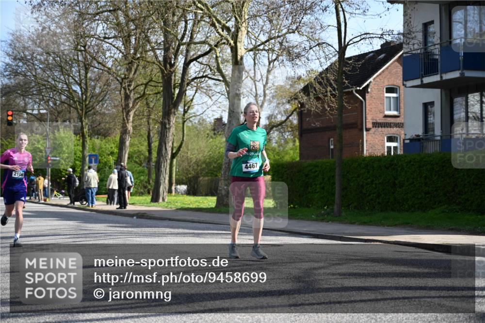 12.04.2026 - 45. Internationalen Wilhelmsburger Insellauf J. Mangold http://msf.ph/oto/9458699 12.04.2026 10:37:10 Ziel 2375, 2444, 3670, 2451, 2106, 4467, 4482, 4779, 3492, 5643, 3238, 3238, 2531, 5496, 5251, 3182, 2568, 2657, 4833, 5706 meine-sportfotos.de