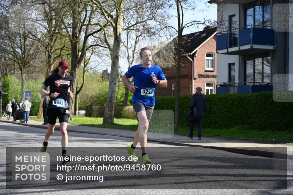 12.04.2026 - 45. Internationalen Wilhelmsburger Insellauf J. Mangold http://msf.ph/oto/9458760 12.04.2026 10:37:22 Ziel 4467, 4482, 4779, 3492, 5643, 3238, 2531, 5496, 5251, 3182, 2568, 2657, 4833, 5706, 2105, 4013, 3386, 5289, 2537, 2020 meine-sportfotos.de