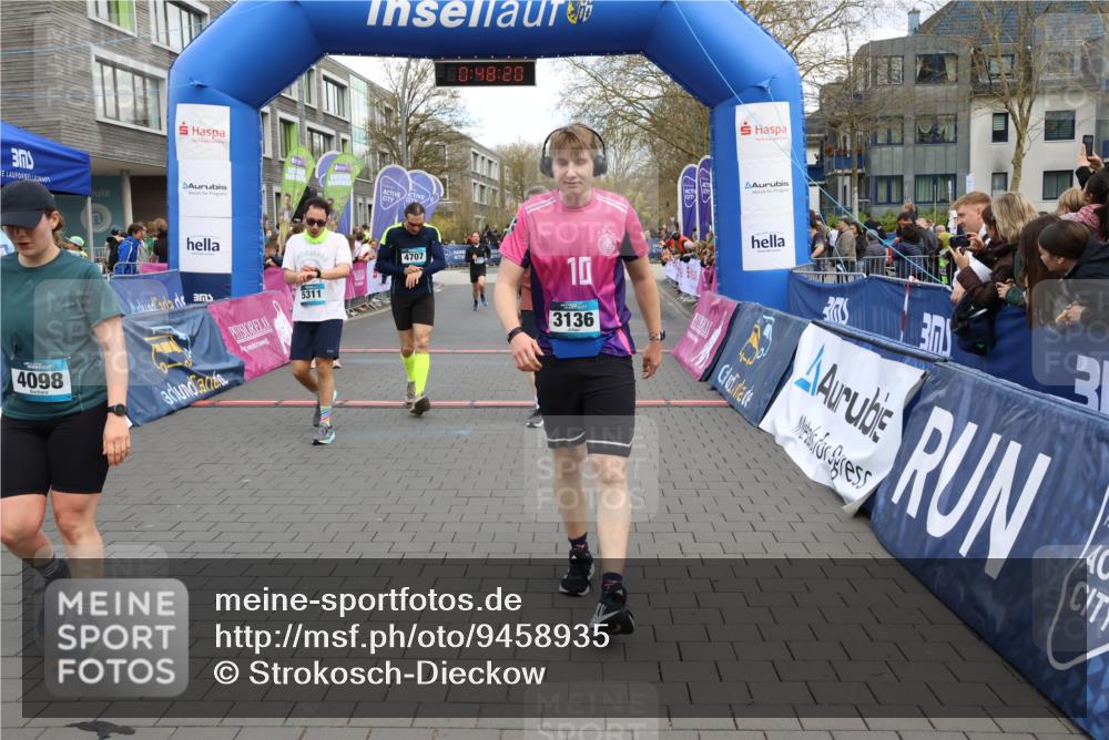 12.04.2026 - 45. Internationalen Wilhelmsburger Insellauf Strokosch-Dieckow http://msf.ph/oto/9458935 12.04.2026 13:01:20 Laufen  meine-sportfotos.de