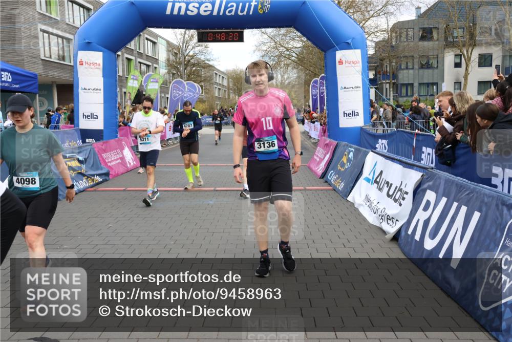 12.04.2026 - 45. Internationalen Wilhelmsburger Insellauf Strokosch-Dieckow http://msf.ph/oto/9458963 12.04.2026 13:01:19 Laufen  meine-sportfotos.de