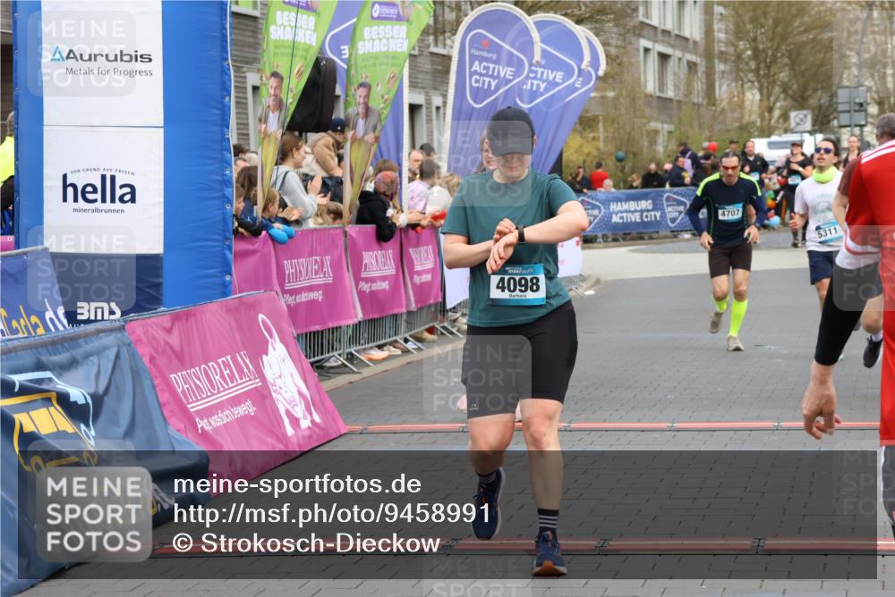 12.04.2026 - 45. Internationalen Wilhelmsburger Insellauf Strokosch-Dieckow http://msf.ph/oto/9458991 12.04.2026 13:01:15 Laufen  meine-sportfotos.de