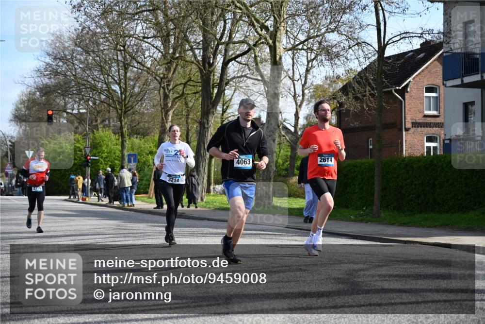 12.04.2026 - 45. Internationalen Wilhelmsburger Insellauf J. Mangold http://msf.ph/oto/9459008 12.04.2026 10:38:22 Ziel 3087, 4832, 2605, 2614, 4063, 3214, 2710, 4264, 3911, 5511, 4679, 2115 meine-sportfotos.de