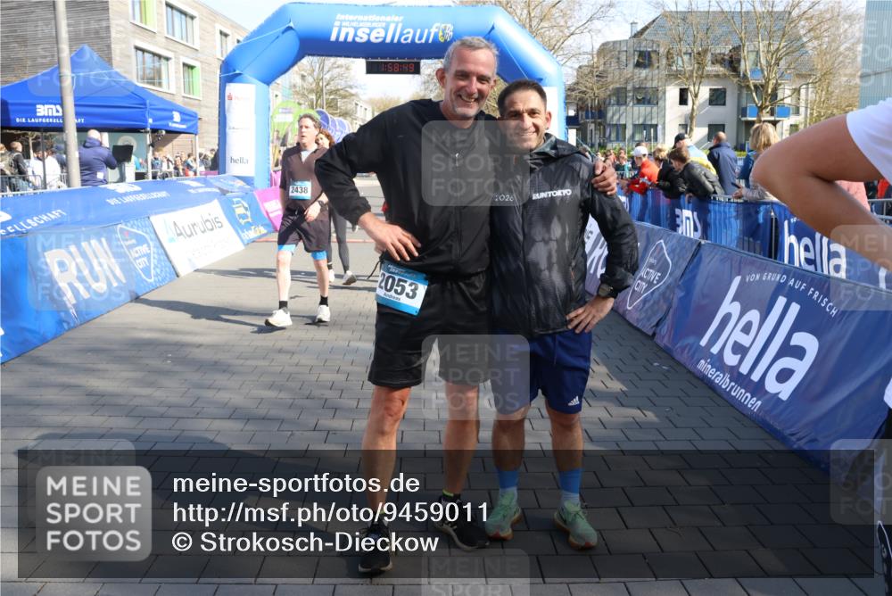 12.04.2026 - 45. Internationalen Wilhelmsburger Insellauf Strokosch-Dieckow http://msf.ph/oto/9459011 12.04.2026 10:48:48 Ziel 2854, 2887, 3103, 4424, 3509, 4768, 3060 meine-sportfotos.de