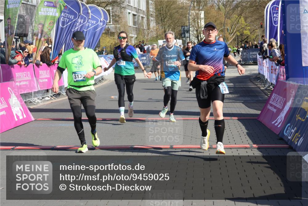 12.04.2026 - 45. Internationalen Wilhelmsburger Insellauf Strokosch-Dieckow http://msf.ph/oto/9459025 12.04.2026 11:05:30 Ziel 2203, 2415, 3130, 4286, 4516, 5043, 2730, 2193 meine-sportfotos.de