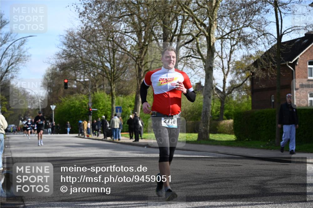 12.04.2026 - 45. Internationalen Wilhelmsburger Insellauf J. Mangold http://msf.ph/oto/9459051 12.04.2026 10:38:26 Ziel 2614, 4063, 3214, 2710, 4264, 3911, 5511, 4679, 2115, 2115, 3066, 5521 meine-sportfotos.de
