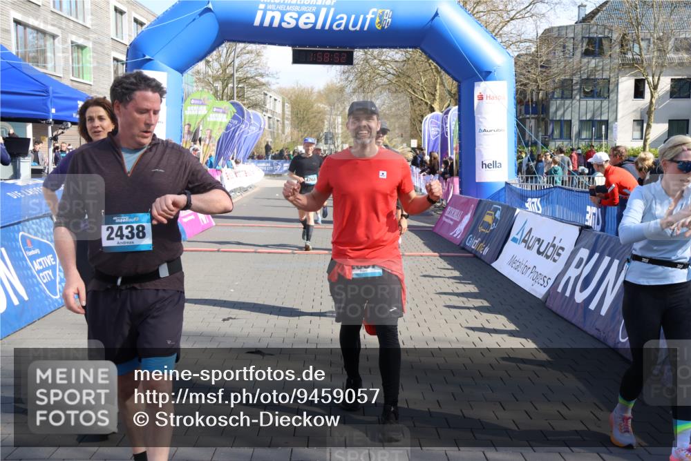 12.04.2026 - 45. Internationalen Wilhelmsburger Insellauf Strokosch-Dieckow http://msf.ph/oto/9459057 12.04.2026 10:48:51 Ziel 3103, 4424, 3509, 4768, 3060, 3063, 2992, 2846 meine-sportfotos.de