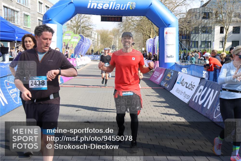 12.04.2026 - 45. Internationalen Wilhelmsburger Insellauf Strokosch-Dieckow http://msf.ph/oto/9459078 12.04.2026 10:48:51 Ziel 3103, 4424, 3509, 4768, 3060, 3063, 2992, 2846 meine-sportfotos.de