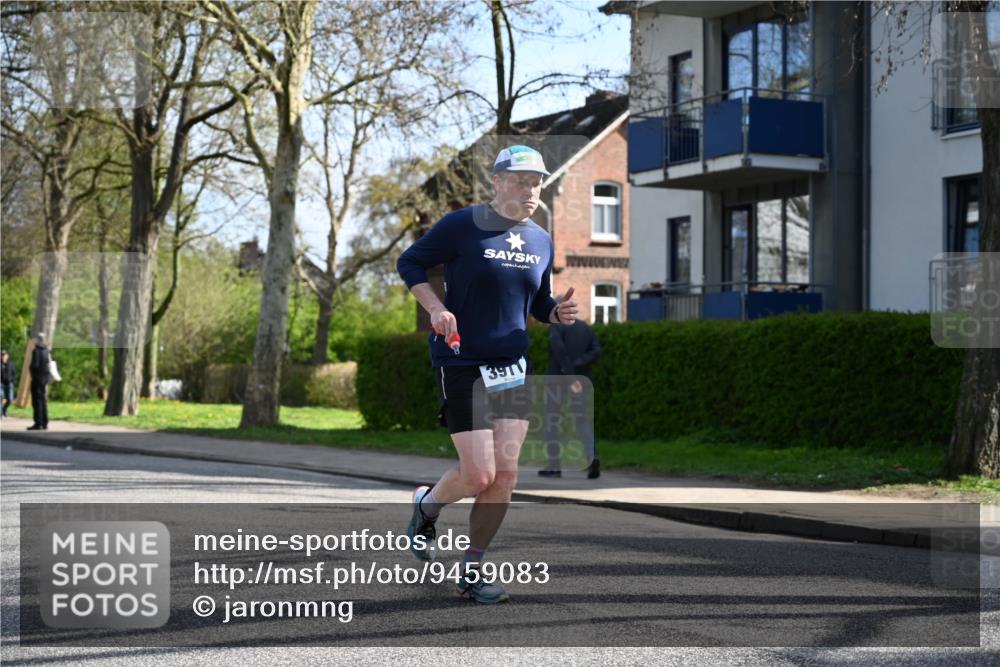 12.04.2026 - 45. Internationalen Wilhelmsburger Insellauf J. Mangold http://msf.ph/oto/9459083 12.04.2026 10:38:40 Ziel 2710, 4264, 3911, 5511, 4679, 2115, 3066, 5521, 3139, 4009, 4608, 2878 meine-sportfotos.de