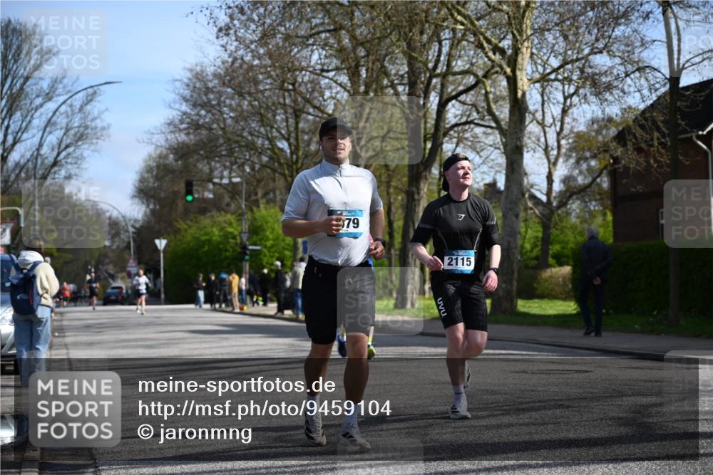12.04.2026 - 45. Internationalen Wilhelmsburger Insellauf J. Mangold http://msf.ph/oto/9459104 12.04.2026 10:38:44 Ziel 4264, 3911, 5511, 4679, 2115, 3066, 5521, 3139, 4009, 4608, 2878, 3110, 4040, 4325 meine-sportfotos.de