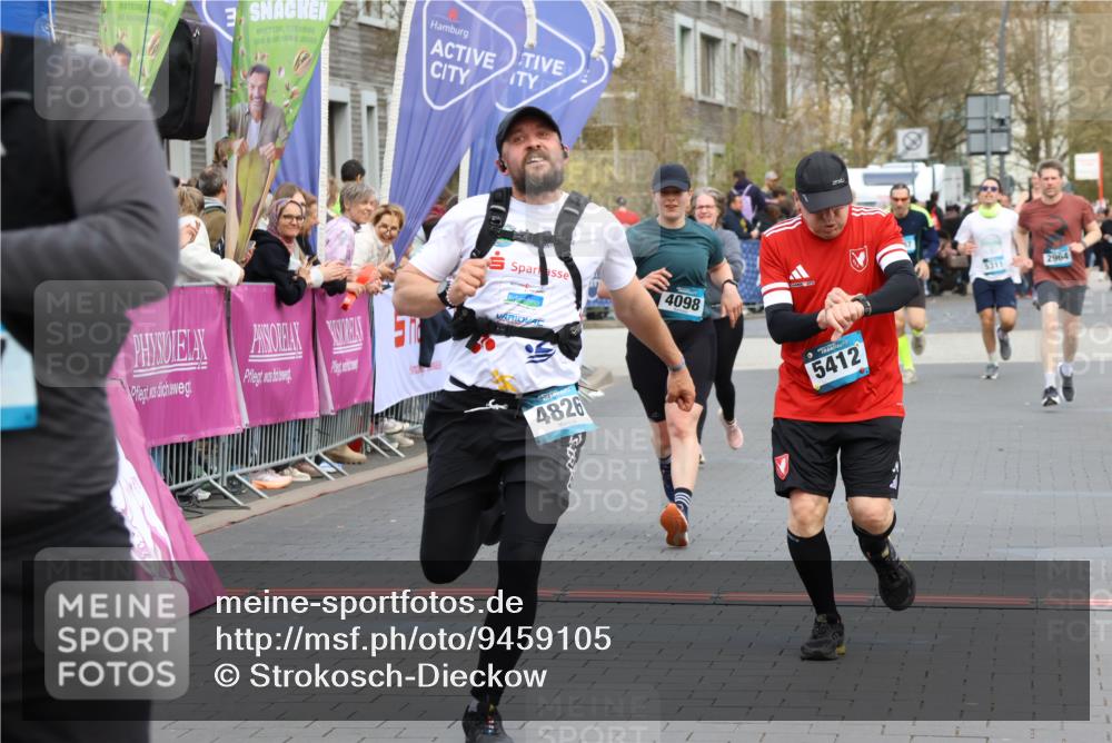 12.04.2026 - 45. Internationalen Wilhelmsburger Insellauf Strokosch-Dieckow http://msf.ph/oto/9459105 12.04.2026 13:01:12 Laufen  meine-sportfotos.de