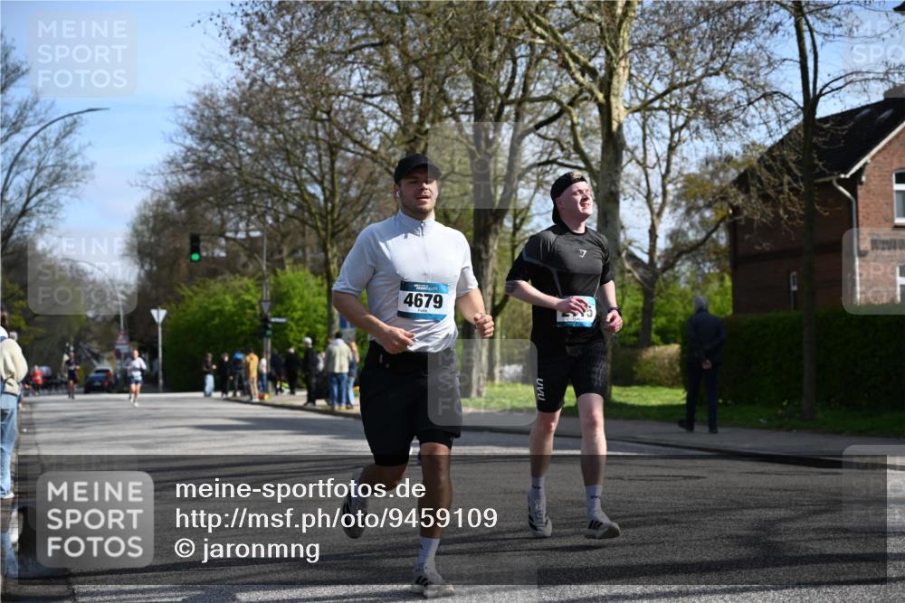 12.04.2026 - 45. Internationalen Wilhelmsburger Insellauf J. Mangold http://msf.ph/oto/9459109 12.04.2026 10:38:44 Ziel 4264, 3911, 5511, 4679, 2115, 3066, 5521, 3139, 4009, 4608, 2878, 3110, 4040, 4325 meine-sportfotos.de