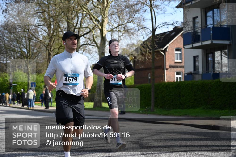 12.04.2026 - 45. Internationalen Wilhelmsburger Insellauf J. Mangold http://msf.ph/oto/9459116 12.04.2026 10:38:44 Ziel 4264, 3911, 5511, 4679, 2115, 3066, 5521, 3139, 4009, 4608, 2878, 3110, 4040, 4325 meine-sportfotos.de
