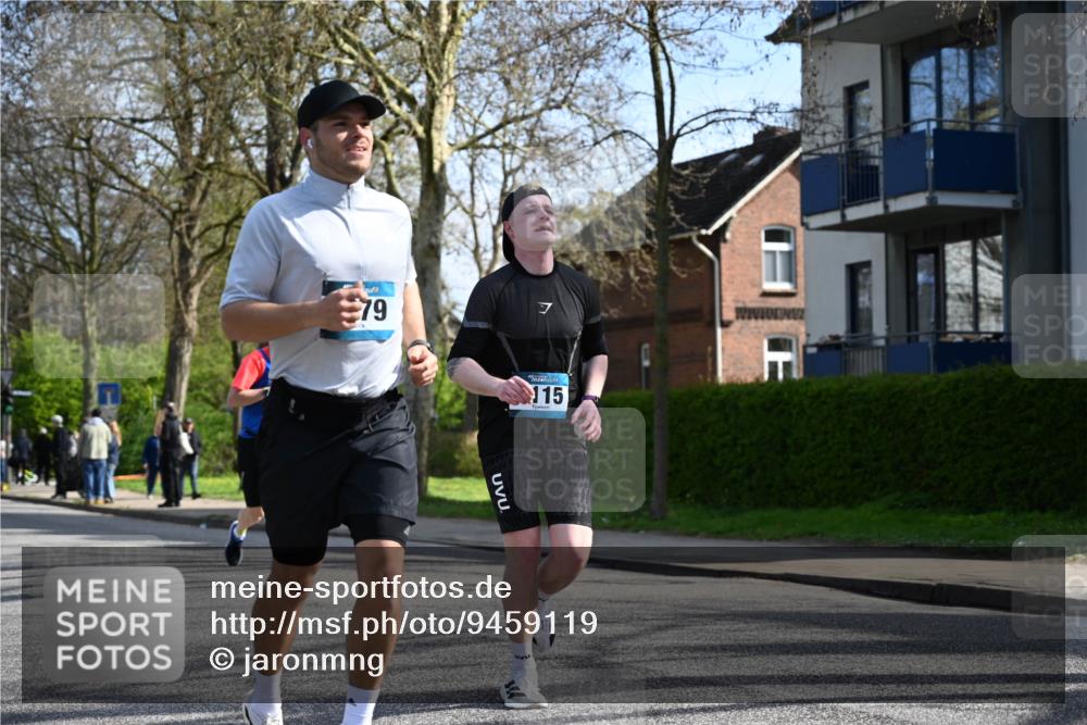 12.04.2026 - 45. Internationalen Wilhelmsburger Insellauf J. Mangold http://msf.ph/oto/9459119 12.04.2026 10:38:45 Ziel 4264, 3911, 5511, 4679, 2115, 3066, 5521, 3139, 4009, 4608, 2878, 3110, 4040, 4325, 4871, 4393 meine-sportfotos.de