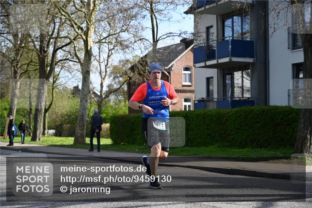 12.04.2026 - 45. Internationalen Wilhelmsburger Insellauf J. Mangold http://msf.ph/oto/9459130 12.04.2026 10:38:46 Ziel 4264, 3911, 5511, 4679, 2115, 3066, 5521, 3139, 4009, 4608, 2878, 3110, 4040, 4325, 4871, 4393, 4976 meine-sportfotos.de