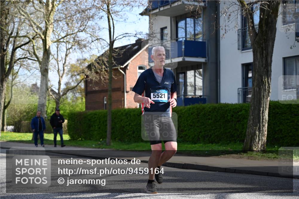 12.04.2026 - 45. Internationalen Wilhelmsburger Insellauf J. Mangold http://msf.ph/oto/9459164 12.04.2026 10:39:02 Ziel 2115, 3066, 5521, 3139, 4009, 4608, 2878, 3110, 4040, 4325, 4871, 4393, 4976, 3043, 5405, 5331, 2521, 2953, 4522 meine-sportfotos.de
