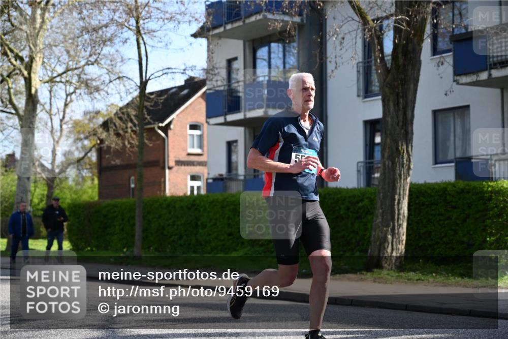 12.04.2026 - 45. Internationalen Wilhelmsburger Insellauf J. Mangold http://msf.ph/oto/9459169 12.04.2026 10:39:02 Ziel 2115, 3066, 5521, 3139, 4009, 4608, 2878, 3110, 4040, 4325, 4871, 4393, 4976, 3043, 5405, 5331, 2521, 2953, 4522 meine-sportfotos.de