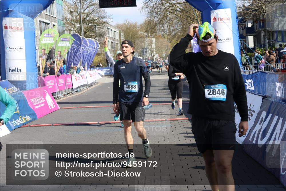12.04.2026 - 45. Internationalen Wilhelmsburger Insellauf Strokosch-Dieckow http://msf.ph/oto/9459172 12.04.2026 10:49:03 Ziel 4675, 3007 meine-sportfotos.de