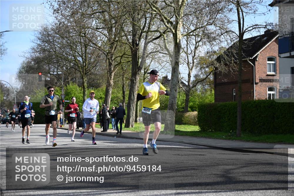 12.04.2026 - 45. Internationalen Wilhelmsburger Insellauf J. Mangold http://msf.ph/oto/9459184 12.04.2026 10:39:17 Ziel 3139, 4009, 4608, 2878, 3110, 4040, 4325, 4871, 4393, 4976, 3043, 5405, 5331, 2521, 2953, 4522, 3442, 5688, 3834, 4629, 4401 meine-sportfotos.de