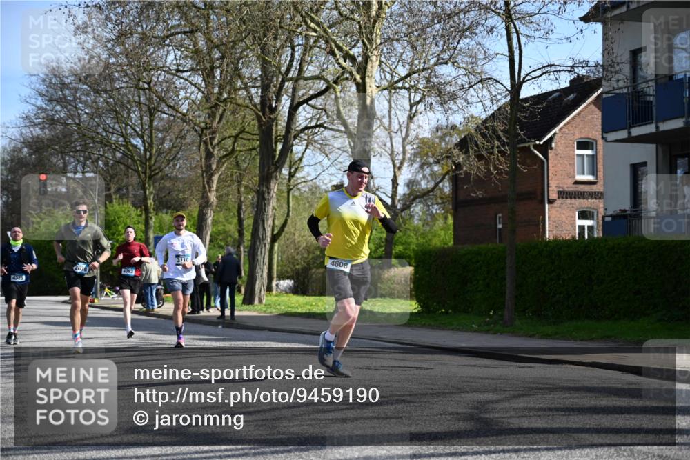 12.04.2026 - 45. Internationalen Wilhelmsburger Insellauf J. Mangold http://msf.ph/oto/9459190 12.04.2026 10:39:18 Ziel 3139, 4009, 4608, 2878, 3110, 4040, 4325, 4871, 4393, 4976, 3043, 5405, 5331, 2521, 2953, 4522, 3442, 5688, 3834, 4629, 4401 meine-sportfotos.de