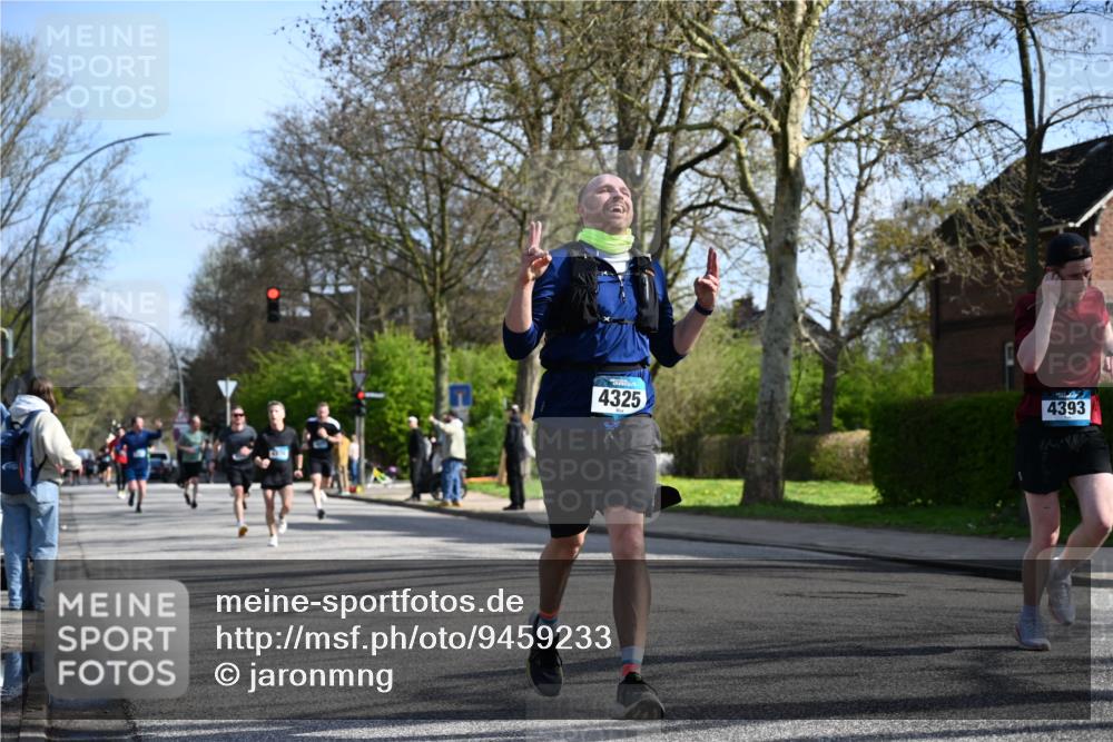 12.04.2026 - 45. Internationalen Wilhelmsburger Insellauf J. Mangold http://msf.ph/oto/9459233 12.04.2026 10:39:22 Ziel 4009, 4608, 2878, 3110, 4040, 4325, 4871, 4393, 4976, 3043, 5405, 5331, 2521, 2521, 2953, 4522, 3442, 5688, 3834, 4629, 3834, 4629, 4401, 2100 meine-sportfotos.de
