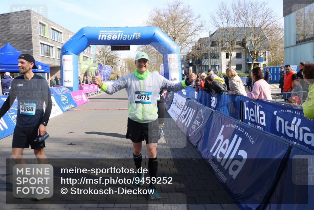 12.04.2026 - 45. Internationalen Wilhelmsburger Insellauf Strokosch-Dieckow http://msf.ph/oto/9459252 12.04.2026 10:49:07 Ziel 3007 meine-sportfotos.de