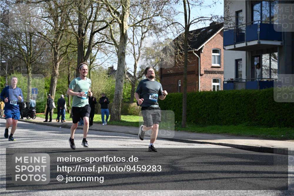 12.04.2026 - 45. Internationalen Wilhelmsburger Insellauf J. Mangold http://msf.ph/oto/9459283 12.04.2026 10:39:29 Ziel 2878, 3110, 4040, 4325, 4871, 4393, 4976, 3043, 5405, 5331, 2521, 2953, 4522, 3442, 5688, 3834, 4629, 4401, 4401, 2100, 4490, 3781, 3785 meine-sportfotos.de