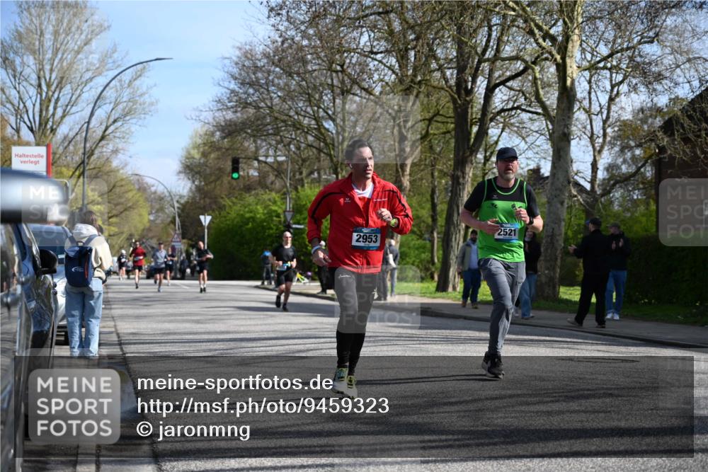 12.04.2026 - 45. Internationalen Wilhelmsburger Insellauf J. Mangold http://msf.ph/oto/9459323 12.04.2026 10:39:35 Ziel 4976, 3043, 5405, 5331, 2521, 2953, 4522, 3442, 5688, 3834, 4629, 4401, 2100, 4490, 3781, 3785, 2711 meine-sportfotos.de