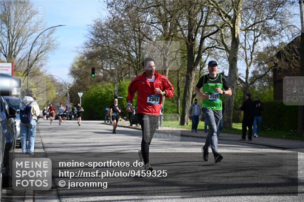 12.04.2026 - 45. Internationalen Wilhelmsburger Insellauf J. Mangold http://msf.ph/oto/9459325 12.04.2026 10:39:35 Ziel 4976, 3043, 5405, 5331, 2521, 2953, 4522, 3442, 5688, 3834, 4629, 4401, 2100, 4490, 3781, 3785, 2711 meine-sportfotos.de