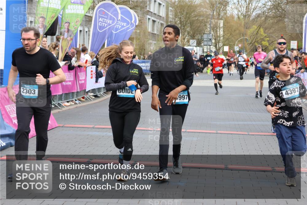 12.04.2026 - 45. Internationalen Wilhelmsburger Insellauf Strokosch-Dieckow http://msf.ph/oto/9459354 12.04.2026 13:01:06 Laufen  meine-sportfotos.de