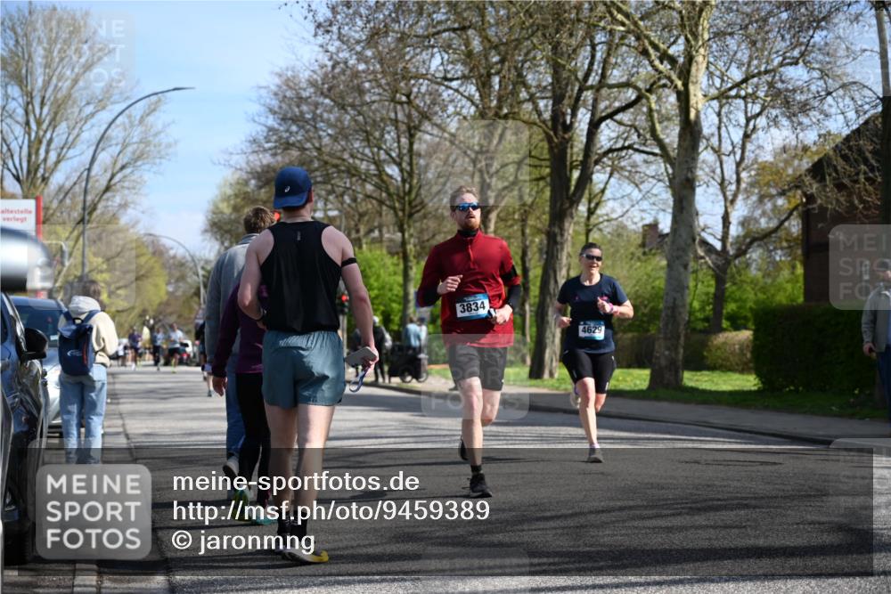 12.04.2026 - 45. Internationalen Wilhelmsburger Insellauf J. Mangold http://msf.ph/oto/9459389 12.04.2026 10:39:48 Ziel 2953, 4522, 3442, 5688, 3834, 4629, 4401, 2100, 4490, 3781, 3785, 2711, 3144, 5606, 3702, 4907, 2525, 3677, 2379 meine-sportfotos.de
