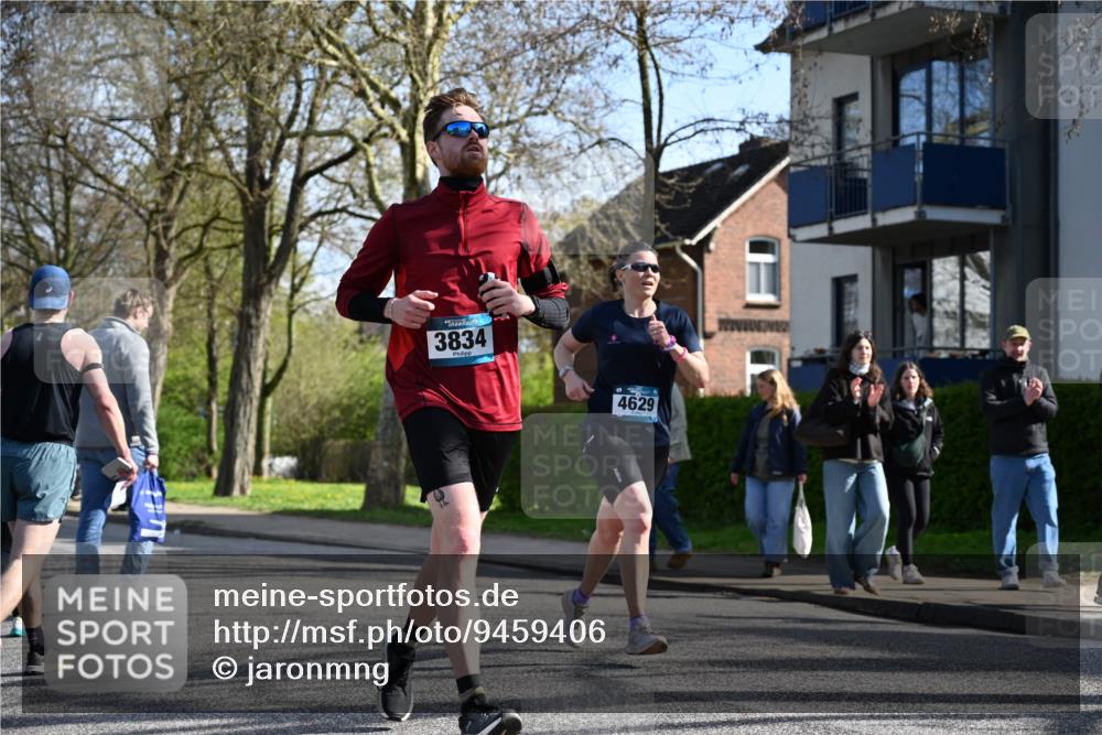 12.04.2026 - 45. Internationalen Wilhelmsburger Insellauf J. Mangold http://msf.ph/oto/9459406 12.04.2026 10:39:49 Ziel 4522, 3442, 5688, 3834, 4629, 4401, 2100, 4490, 3781, 3785, 2711, 3144, 5606, 3702, 4907, 2525, 3677, 2379 meine-sportfotos.de