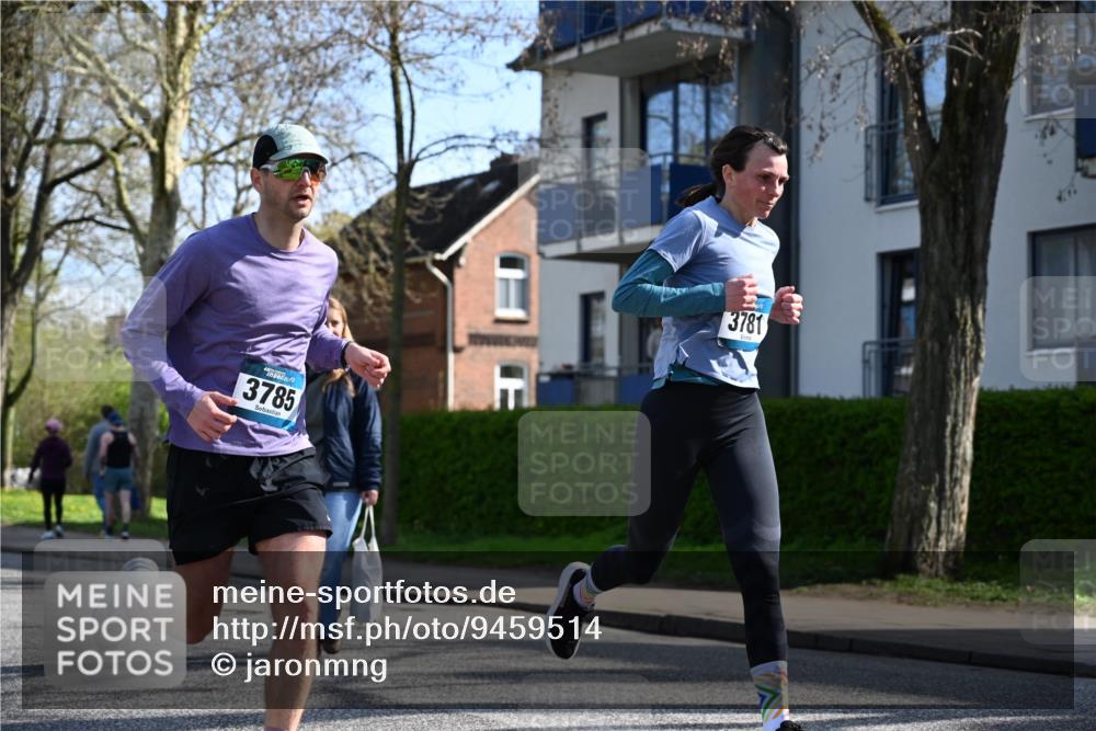 12.04.2026 - 45. Internationalen Wilhelmsburger Insellauf J. Mangold http://msf.ph/oto/9459514 12.04.2026 10:40:06 Ziel 4401, 2100, 4490, 3781, 3785, 2711, 3144, 5606, 3702, 4907, 2525, 3677, 2379, 3171, 5832, 4680, 4262, 2485, 2883, 4501 meine-sportfotos.de