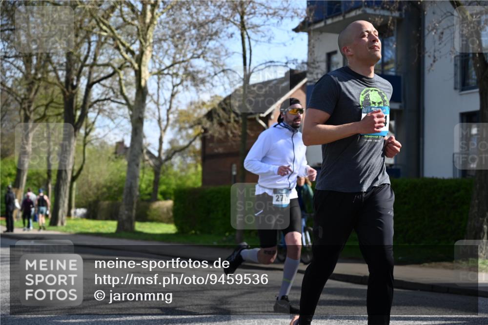 12.04.2026 - 45. Internationalen Wilhelmsburger Insellauf J. Mangold http://msf.ph/oto/9459536 12.04.2026 10:40:16 Ziel 4490, 3781, 3785, 2711, 3144, 5606, 3702, 4907, 2525, 3677, 2379, 3171, 5832, 4680, 4262, 2485, 2883, 4501, 2633, 2634, 3090, 4649, 4655, 3987, 3381, 3380, 4180, 4980, 5408, 2507 meine-sportfotos.de