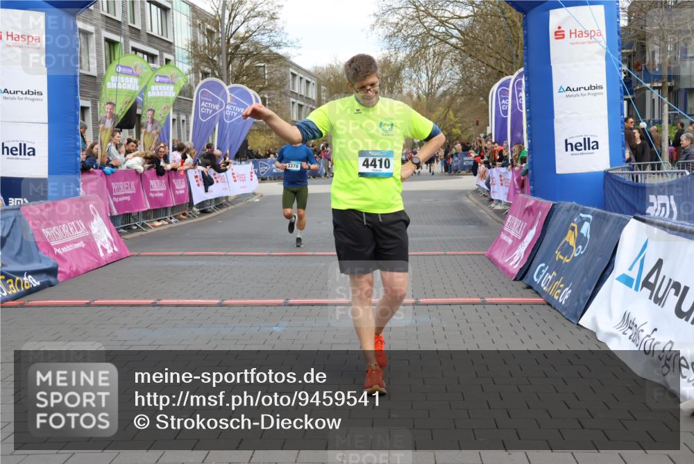 12.04.2026 - 45. Internationalen Wilhelmsburger Insellauf Strokosch-Dieckow http://msf.ph/oto/9459541 12.04.2026 13:00:55 Laufen  meine-sportfotos.de