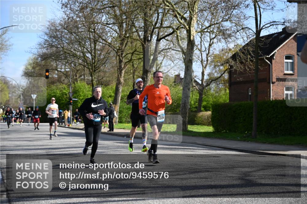 12.04.2026 - 45. Internationalen Wilhelmsburger Insellauf J. Mangold http://msf.ph/oto/9459576 12.04.2026 10:40:23 Ziel 2711, 3144, 5606, 3702, 4907, 2525, 3677, 2379, 3171, 3171, 5832, 4680, 4262, 2485, 2883, 4501, 2633, 2634, 3090, 4649, 4655, 3987, 3381, 3380, 3381, 3380, 4180, 4980, 5408, 2507, 2456, 2768, 3534, 5281 meine-sportfotos.de