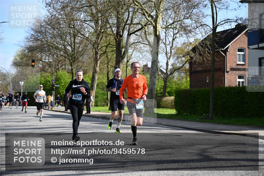 12.04.2026 - 45. Internationalen Wilhelmsburger Insellauf J. Mangold http://msf.ph/oto/9459578 12.04.2026 10:40:23 Ziel 2711, 3144, 5606, 3702, 4907, 2525, 3677, 2379, 3171, 3171, 5832, 4680, 4262, 2485, 2883, 4501, 2633, 2634, 3090, 4649, 4655, 3987, 3381, 3380, 3381, 3380, 4180, 4980, 5408, 2507, 2456, 2768, 3534, 5281 meine-sportfotos.de