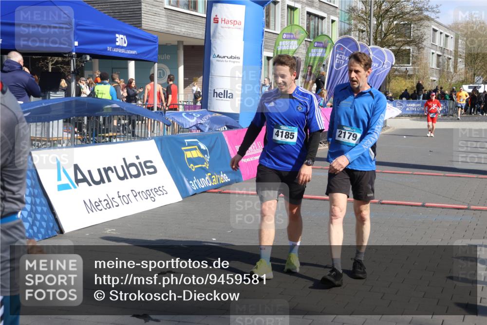 12.04.2026 - 45. Internationalen Wilhelmsburger Insellauf Strokosch-Dieckow http://msf.ph/oto/9459581 12.04.2026 10:49:31 Ziel 4185, 2179 meine-sportfotos.de