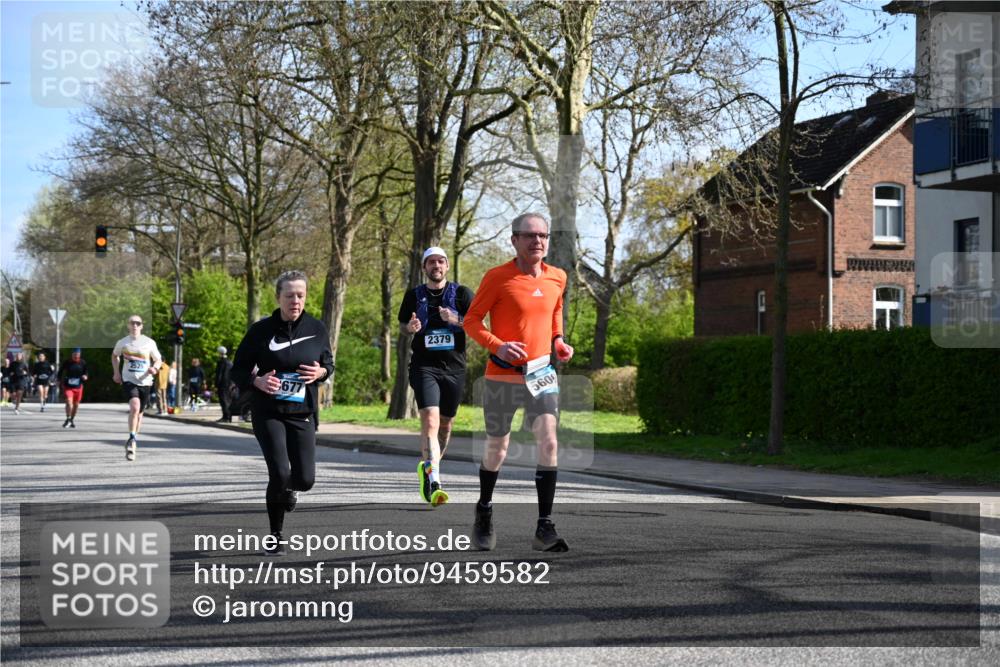 12.04.2026 - 45. Internationalen Wilhelmsburger Insellauf J. Mangold http://msf.ph/oto/9459582 12.04.2026 10:40:23 Ziel 2711, 3144, 5606, 3702, 4907, 2525, 3677, 2379, 3171, 3171, 5832, 4680, 4262, 2485, 2883, 4501, 2633, 2634, 3090, 4649, 4655, 3987, 3381, 3380, 3381, 3380, 4180, 4980, 5408, 2507, 2456, 2768, 3534, 5281 meine-sportfotos.de