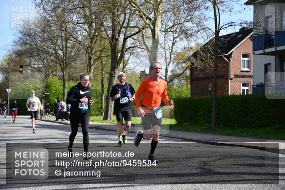12.04.2026 - 45. Internationalen Wilhelmsburger Insellauf J. Mangold http://msf.ph/oto/9459584 12.04.2026 10:40:23 Ziel 2711, 3144, 5606, 3702, 4907, 2525, 3677, 2379, 3171, 3171, 5832, 4680, 4262, 2485, 2883, 4501, 2633, 2634, 3090, 4649, 4655, 3987, 3381, 3380, 3381, 3380, 4180, 4980, 5408, 2507, 2456, 2768, 3534, 5281 meine-sportfotos.de