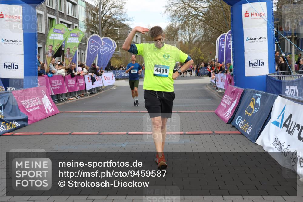 12.04.2026 - 45. Internationalen Wilhelmsburger Insellauf Strokosch-Dieckow http://msf.ph/oto/9459587 12.04.2026 13:00:54 Laufen  meine-sportfotos.de
