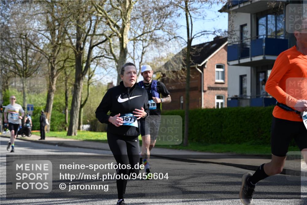 12.04.2026 - 45. Internationalen Wilhelmsburger Insellauf J. Mangold http://msf.ph/oto/9459604 12.04.2026 10:40:24 Ziel 2711, 3144, 5606, 3702, 4907, 2525, 3677, 2379, 3171, 5832, 4680, 4262, 2485, 2883, 4501, 2633, 2634, 3090, 4649, 4655, 3987, 3381, 3380, 4180, 4980, 5408, 2507, 2456, 2768, 3534, 5281 meine-sportfotos.de