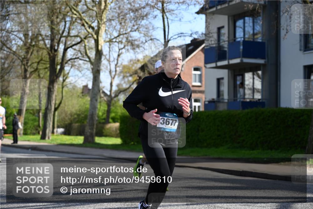 12.04.2026 - 45. Internationalen Wilhelmsburger Insellauf J. Mangold http://msf.ph/oto/9459610 12.04.2026 10:40:25 Ziel 3144, 5606, 3702, 4907, 2525, 3677, 2379, 3171, 5832, 5832, 4680, 4262, 2485, 2883, 4501, 2633, 2634, 3090, 4649, 4655, 3987, 3381, 3380, 4180, 4980, 5408, 2507, 2456, 2768, 3534, 5281, 5247 meine-sportfotos.de
