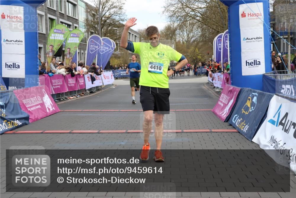 12.04.2026 - 45. Internationalen Wilhelmsburger Insellauf Strokosch-Dieckow http://msf.ph/oto/9459614 12.04.2026 13:00:54 Laufen  meine-sportfotos.de