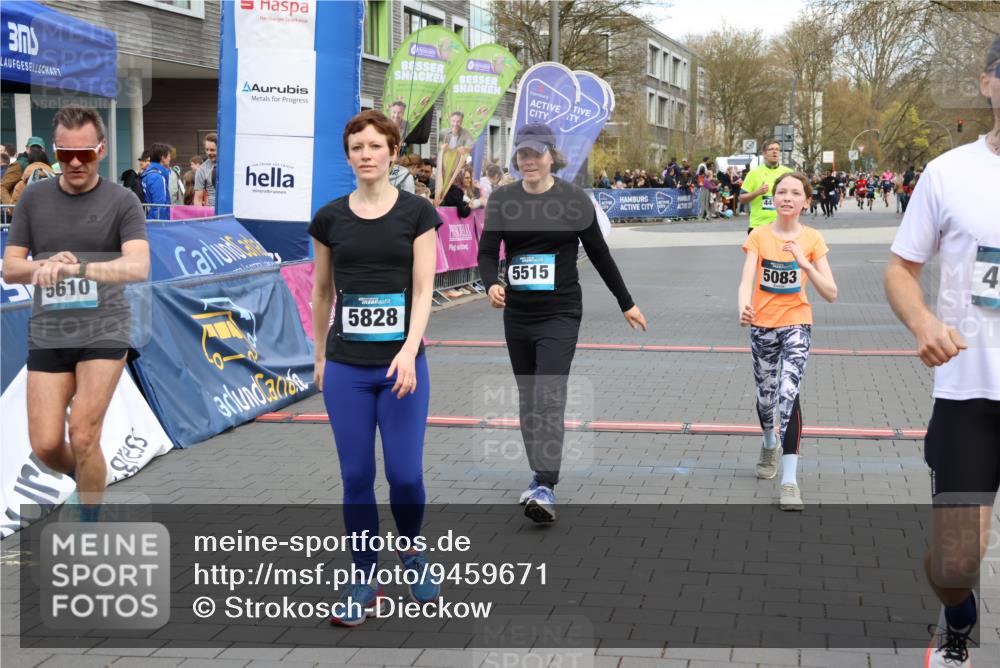 12.04.2026 - 45. Internationalen Wilhelmsburger Insellauf Strokosch-Dieckow http://msf.ph/oto/9459671 12.04.2026 13:00:49 Laufen  meine-sportfotos.de