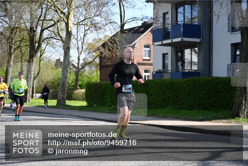 12.04.2026 - 45. Internationalen Wilhelmsburger Insellauf J. Mangold http://msf.ph/oto/9459716 12.04.2026 10:40:43 Ziel 3171, 5832, 4680, 4262, 2485, 2883, 4501, 2633, 2634, 3090, 4649, 4655, 3987, 3381, 3380, 4180, 4980, 5408, 2507, 2456, 2768, 3534, 5281, 5247, 5299, 5315, 5288, 3444, 5254, 2148, 5489, 4645, 4646, 5560, 4295 meine-sportfotos.de